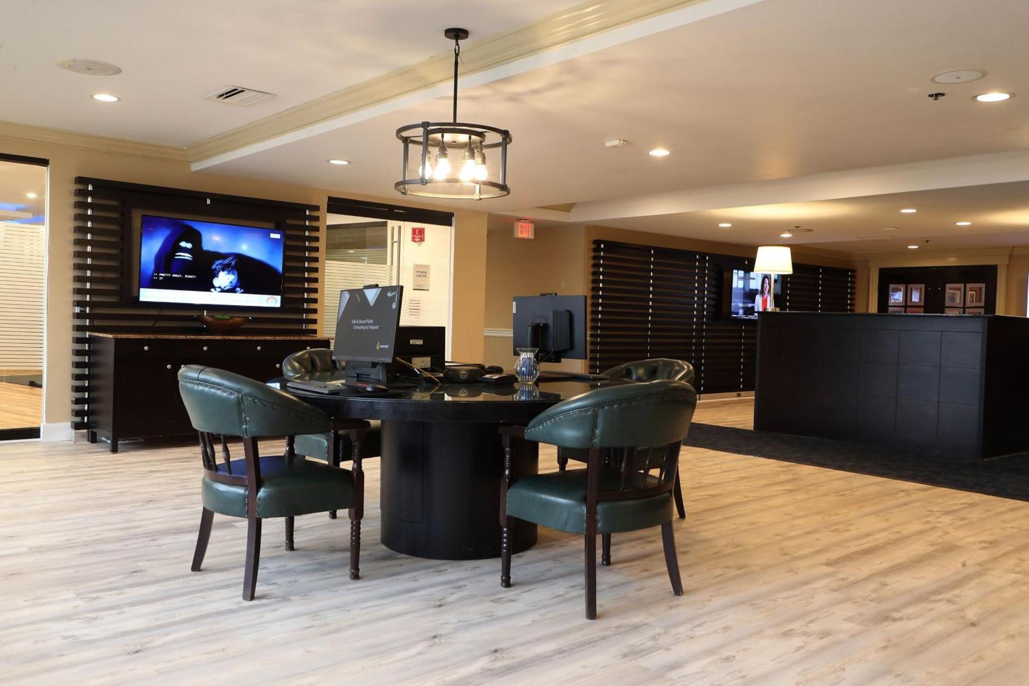Four Points By Sheraton Wakefield Boston Hotel & Conference Center Екстериор снимка